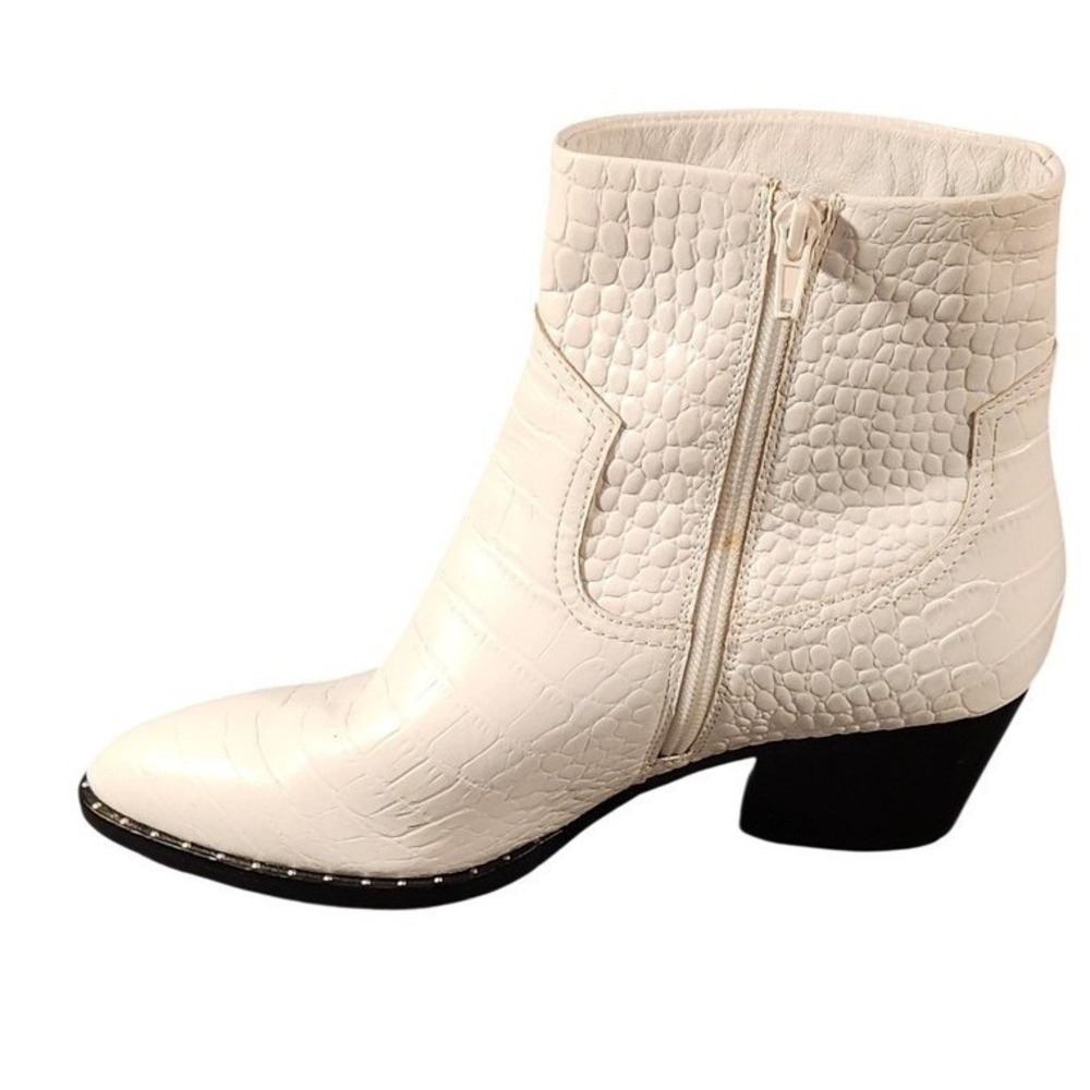 Something Navy Cowboy Chelsea Boots Womens Size 8 White Leather Croc Ankleβ